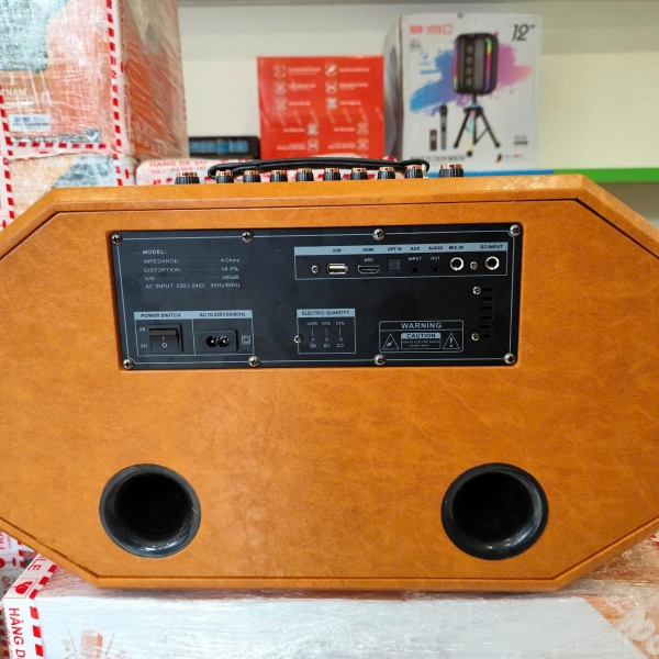Loa xách tay V-225 D18 - Loa karaoke 18 đường tiếng [BH 12 tháng]