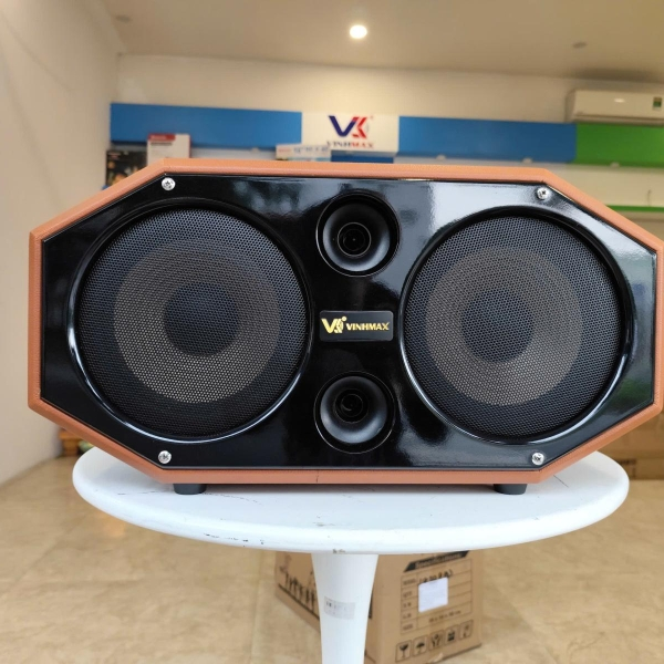 Loa Karaoke Xách Tay V-220 D20 – Công Suất Lớn – Bass Đôi 20cm – 20 Đường Tiếng